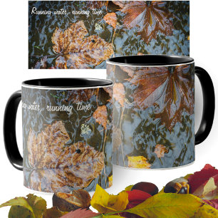 Mug Feuilles d'automne dans le flux