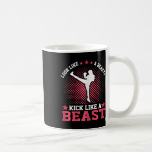 Mug Fille de kickboxing - Ressemble à une beauté, frap