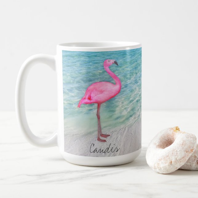 Mug Flamant rose rose personnalisé Plage de sable trop (Avec donut)