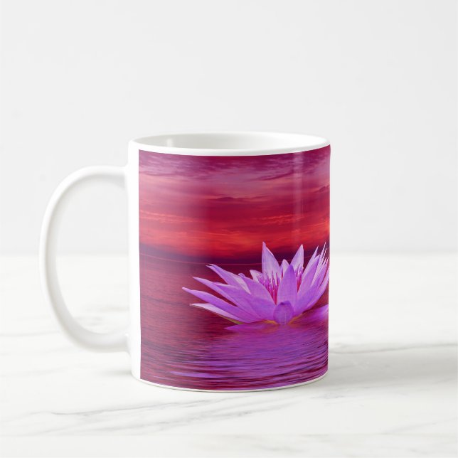Mug Fleur de Lotus élégante au coucher du soleil sur l (Gauche)