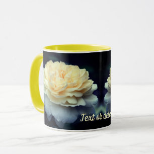 Mug Fleur de rose jaune doux personnalisée