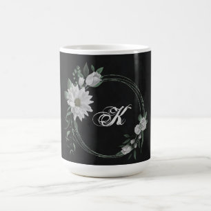 Mug fleurs blanches romantiques verdure noir