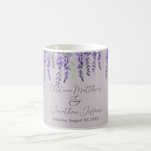 Mug Fleurs de glycine violette sur Lavande Élégante (Centre)