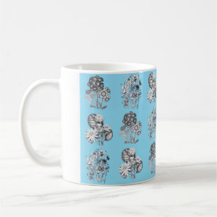 Mug Fleurs monochromes sur fond bleu bébé