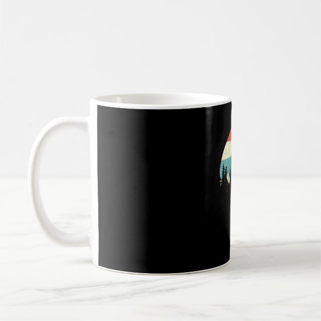 Mug Funny Bigfoot Sasquatch Curling Cute Winter Sport (Gauche)