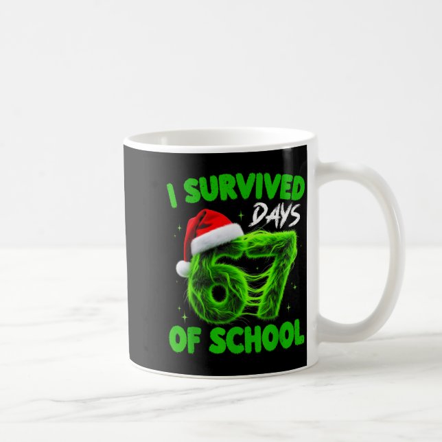 Mug Funny I Survived 67 Days Of School Christmas Kids  (Droite)
