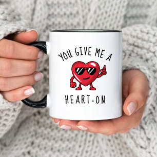 Mug Funny Naughty Donne-moi un coeur sur la Saint-Vale