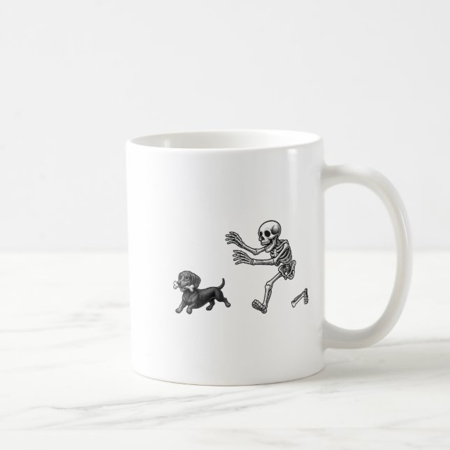 Mug Funny Skeleton Chasing Dachshund Dog Halloween Dog (Droite)
