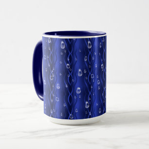Mug gouttes de pluie sur le métal bleu