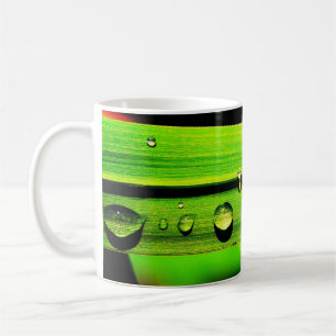 Mug Gouttes de pluie sur l'herbe