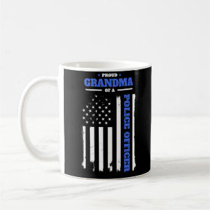 Mug Grand-maman fière d'un drapeau affligé de policier