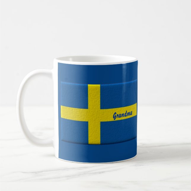 Mug Grand-maman suédoise de drapeau ou nom de coutume (Gauche)