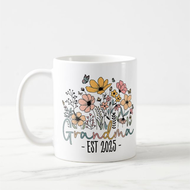 Mug Grandma Est 2025 Floral New Grandma 2025 (Gauche)