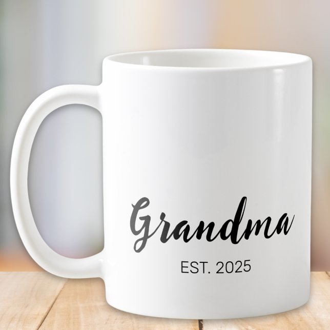 Mug Grandma Established  (Créateur téléchargé)