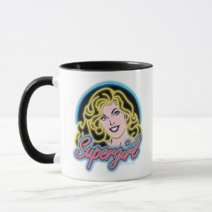Mug Graphique des lumières de Neon Retro Supergirl
