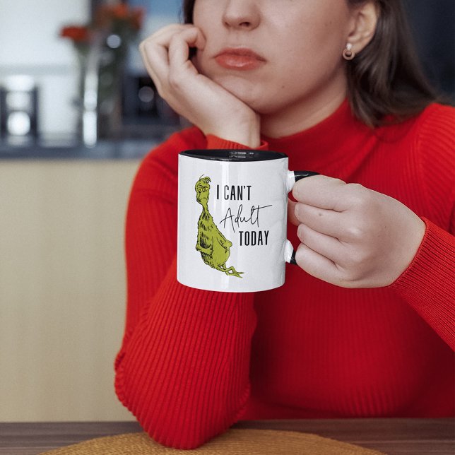 Mug Grille | Je ne peux pas adultes aujourd'hui T-shir (Person holding mug)