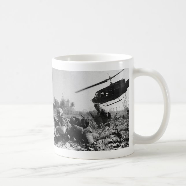 Mug Hélicoptère de l'UH-1D de Crandall principal dans (Droite)