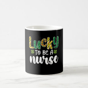Mug Heureux d'être infirmière St Patrick's Day