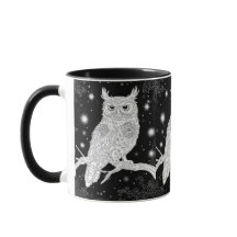 Hibou avec Mandala en hiver sous le ciel étoilé