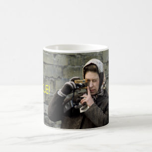 Mug HM Queen Elizabeth Camera Souriez !