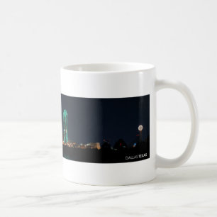 Mug Horizon de Dallas, le Texas la nuit