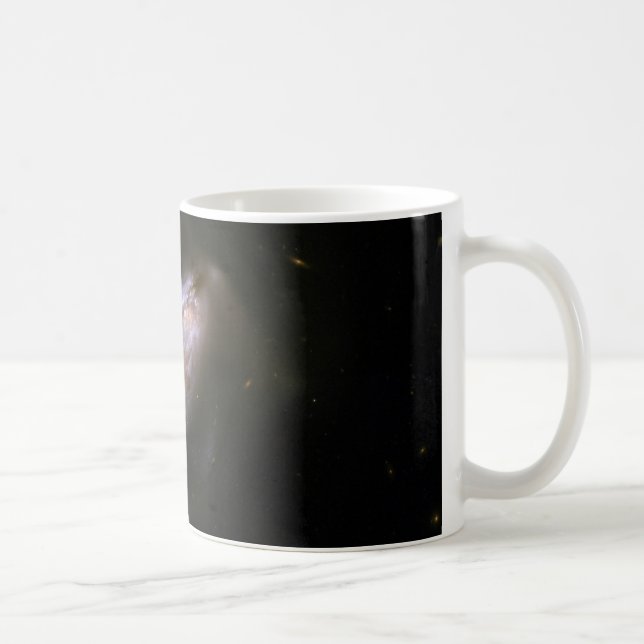 Mug Hubble interagissant Galaxy NGC 3690 (Droite)