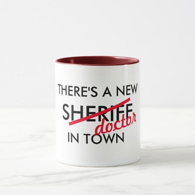 Mug il y a un nouveau docteur de shérif dans le (Centre)