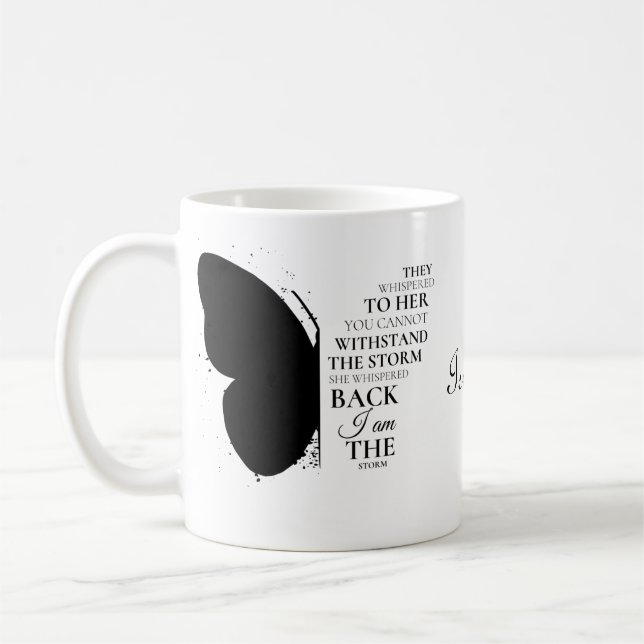 Mug Ils Fouettaient À Sa Demi-Aile De Papillon (Gauche)