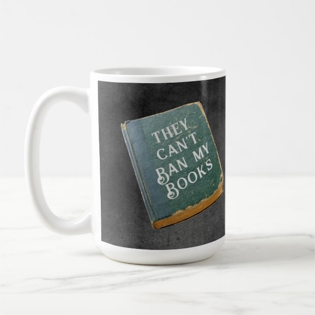 Mug Ils ne peuvent pas interdire mes livres (Gauche)