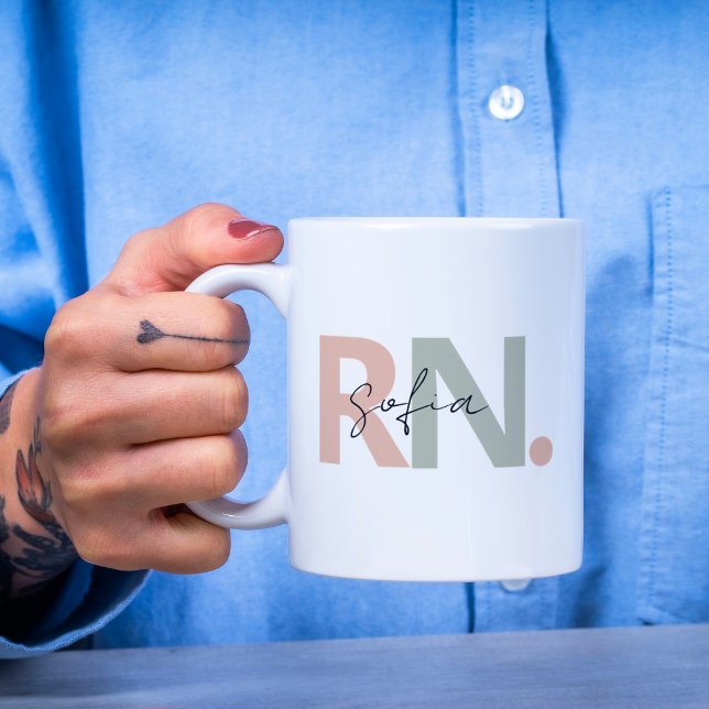 Mug infirmière autorisée RN personnalisée calligraphie (Créateur téléchargé)