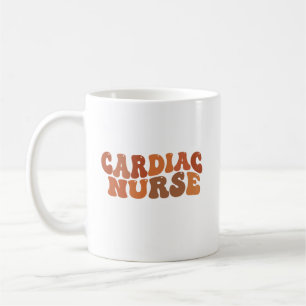Mug Infirmière Cardiaque Personnalisée Typographie Rét