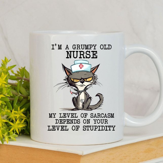 Mug "Infirmière grincheuse" (Créateur téléchargé)