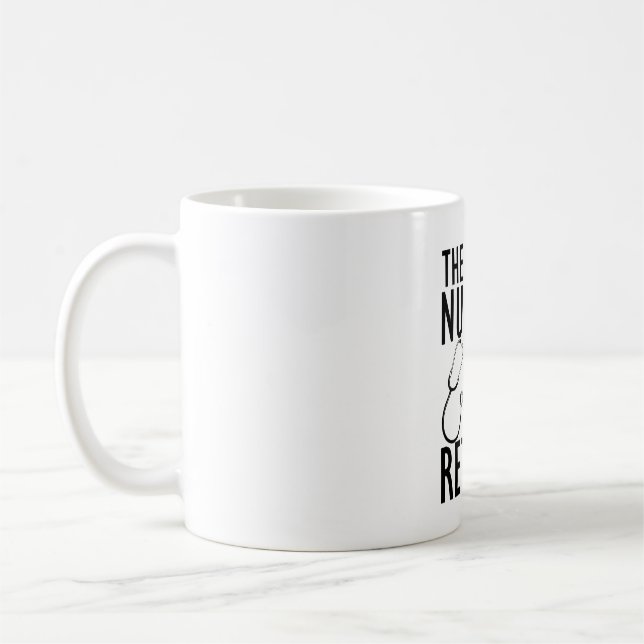 Mug Infirmière retraitée - La légende des soins infirm (Gauche)