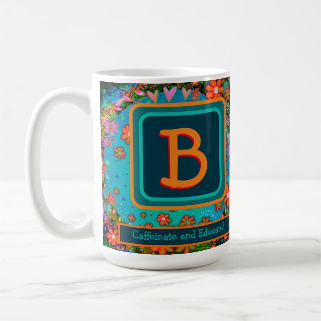 Mug Initiale de l'enseignant de caféine et d'éducation (Gauche)