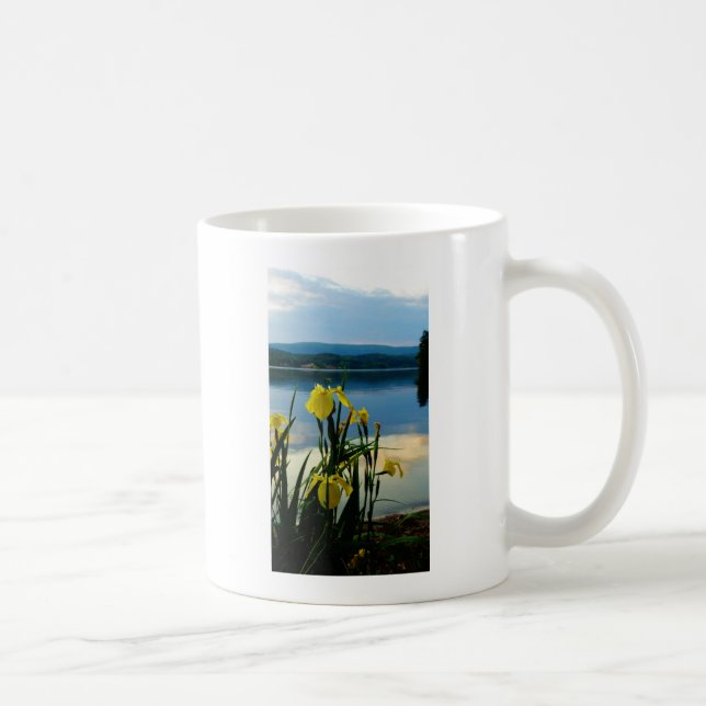 Mug Iris jaune à Lake Shore (Droite)