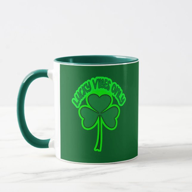 Mug Irish Vibes St Patrick’s Day Shirt – caneca (Gauche)