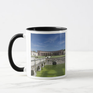 Mug Italie, province de Mantoue, Mantoue. Cour intérie