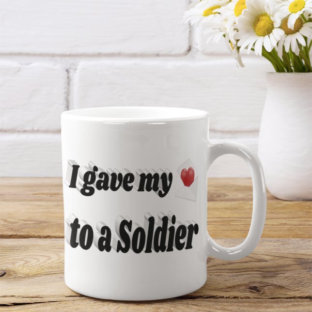 Mug J'ai donné mon coeur à un voilier texte noir (Créateur téléchargé)