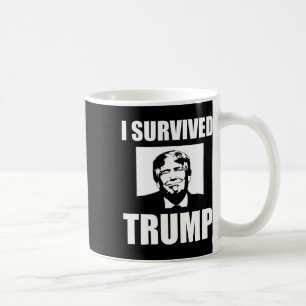 Mug J'ai survécu à l'élection de Trump Anti-trump