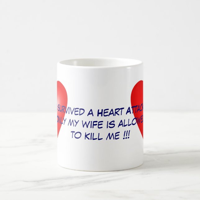 Mug J'ai survécu à une crise cardiaque (Centre)