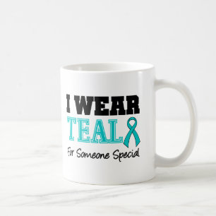 Mug Je porte le ruban turquoise pour quelqu'un spécia