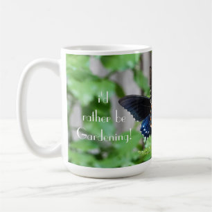 Mug Je préfère être Gardening ! Joli papillon