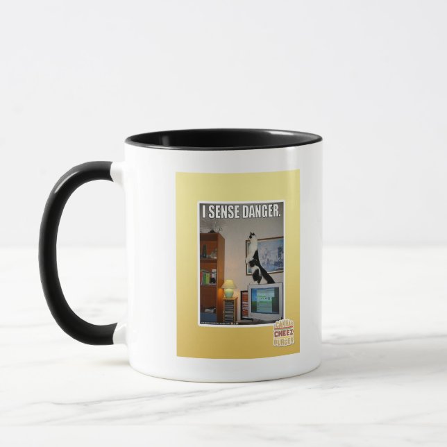 Mug Je sens le danger (Gauche)