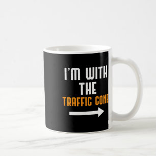 Mug Je suis avec le costume de cône de la circulation