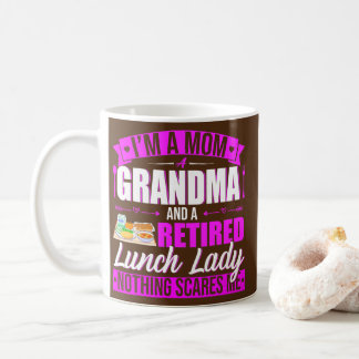 Mug Je suis Maman A Grand-mère A Retraitée Lunch Lady 