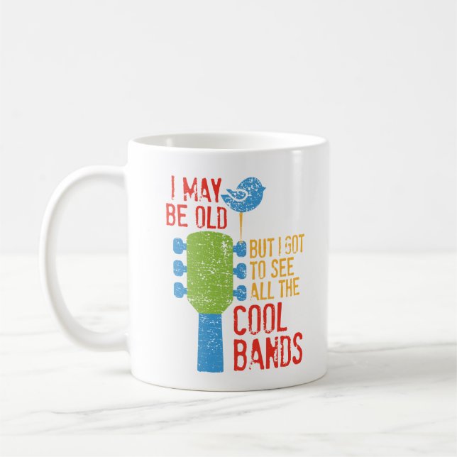 Mug Je suis peut-être vieux mais je dois voir toutes l (Gauche)