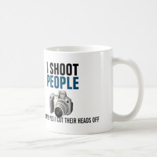 Mug Je tire des personnes et coupe parfois leurs tête