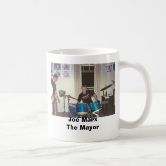 Mug Joe sur le GIF de tambours, maire de Joe MarxThe