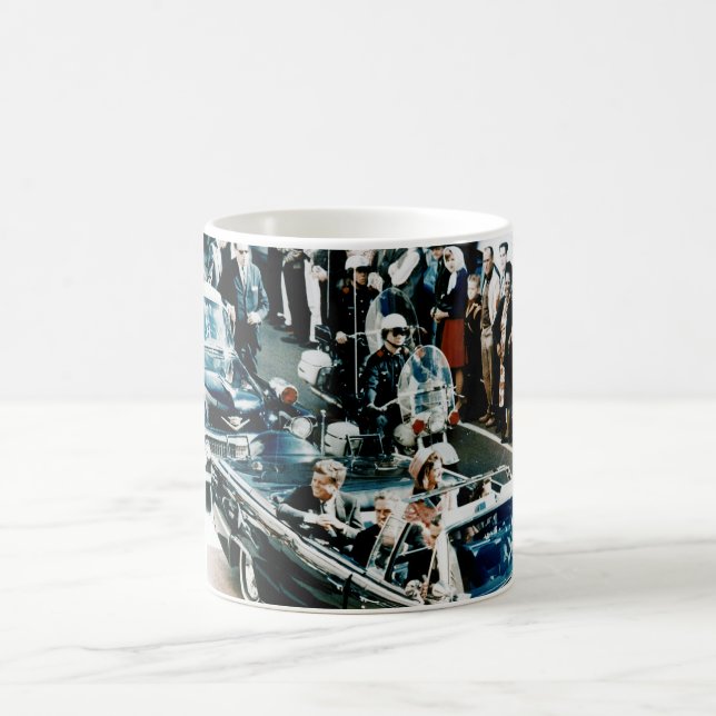 Mug John F Kennedy et Jackie dans les Dallas Motorcade (Centre)