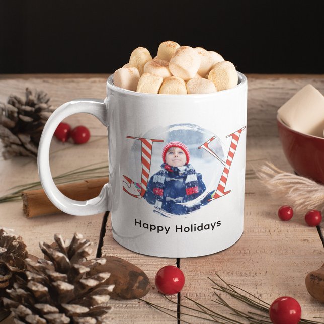 Mug Joie de Noël mignonne Photo personnalisée (Holiday "Joy" photo mug whimsical candy cane stripes)
